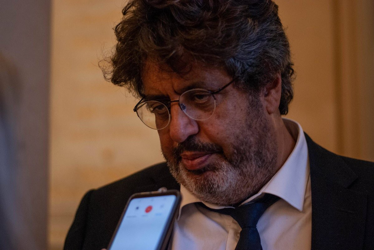 Je crois qu'il est triste 🤣🤣
Pauvre <a href="/Meyer_Habib/">Meyer Habib</a> allez va déverser ta haine loinnnn