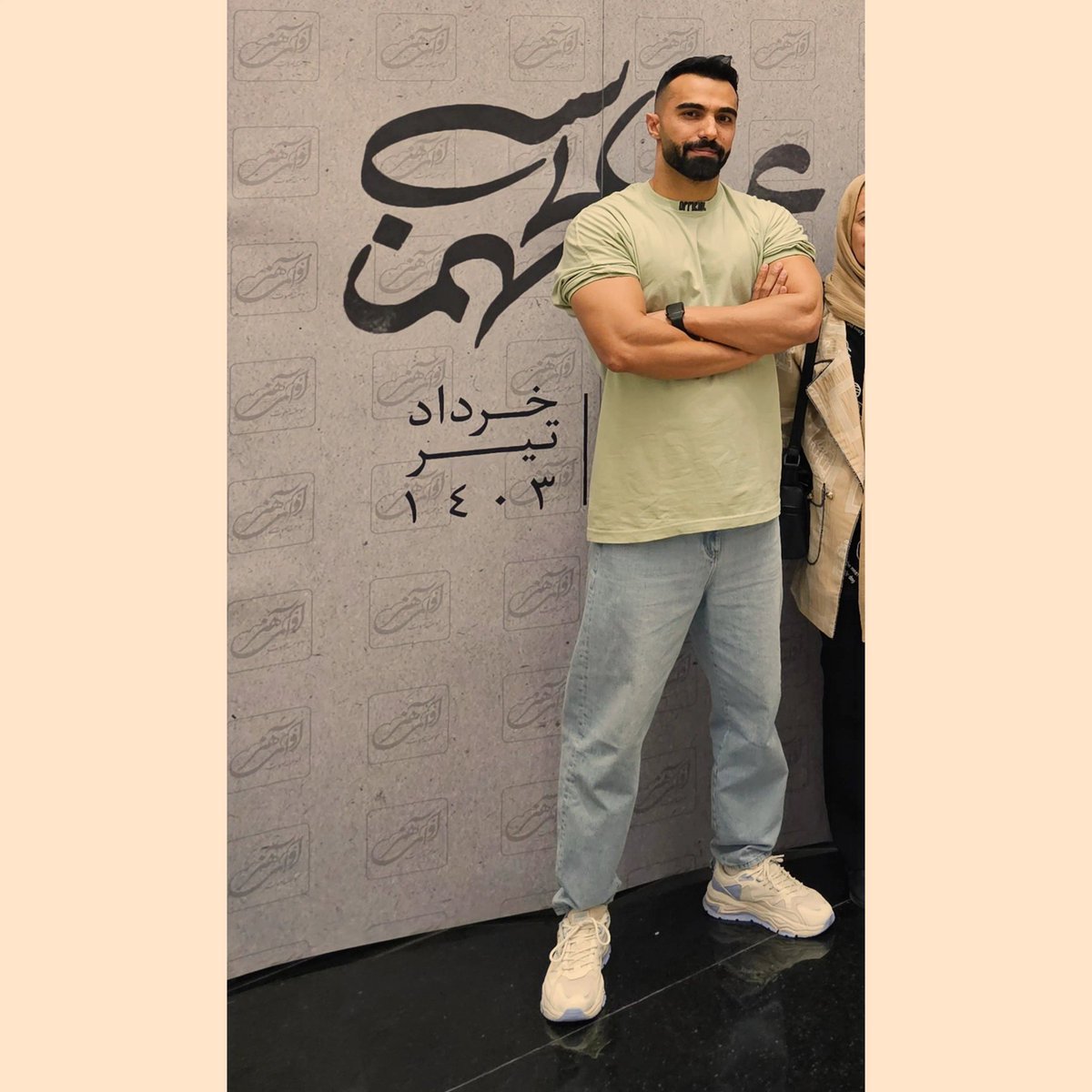 جدیدا اینشکلی شدم
گفتم در جریان باشید