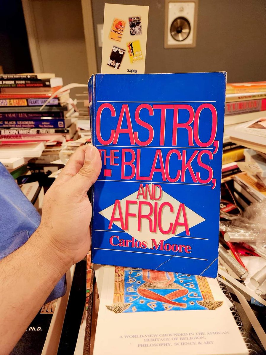 superchrismarsh's tweet photo. political progressives.
Long after Castro was home from his joyous voyage in black Africa, Black Cuba continued to pay a special price for his domestic policies."
-Carlos Moore
#AfroCuba
#Cuba
#Africa
#Blackness
#Racism
#FidelCastro
#Independence
#BlackBooks https://t.co/nVgffYIAKb