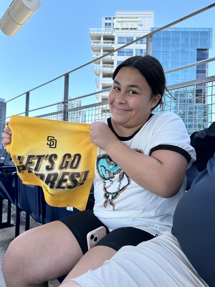 graceg03's tweet photo. Let’s go SD! #ForTheFaithful https://t.co/bMYG45koqW