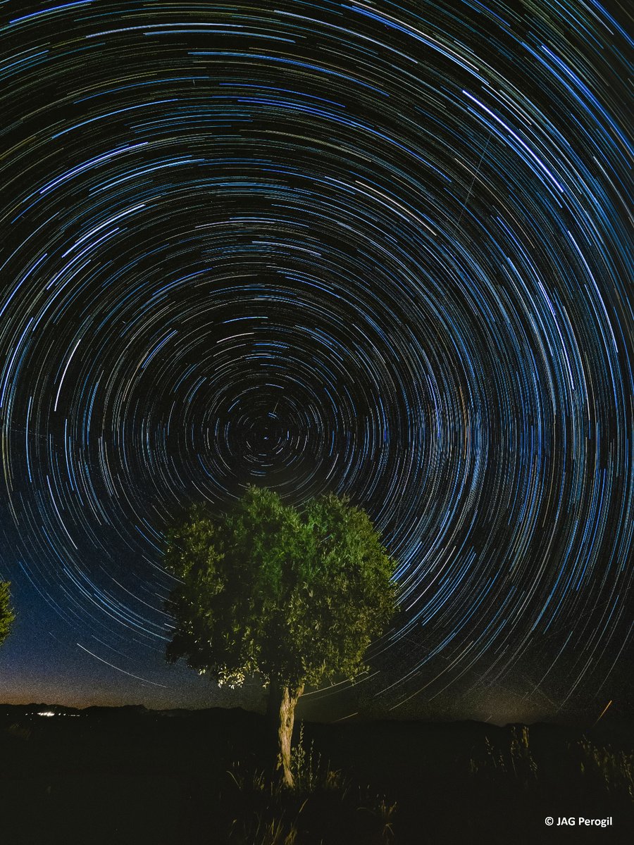 ✨Celebramos con gran éxito la jornada de #astronomía y #fotografía organizada por #Turdulia junto a <a href="/Astrocordoba/">Astrocórdoba</a> y @UnivCordoba en #Belalcázar.

La <a href="/StarLightRsva/">Reserva StarLight</a> de #LosPedroches nunca defrauda. Más detalles del evento aquí ➡️bit.ly/45Yf5Je. ¡Gracias por acompañarnos!