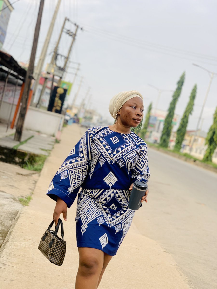fatimahemerald's tweet photo. Give me a yoruba name🌚🌚🌚🌚 https://t.co/H8dwG6NzYR