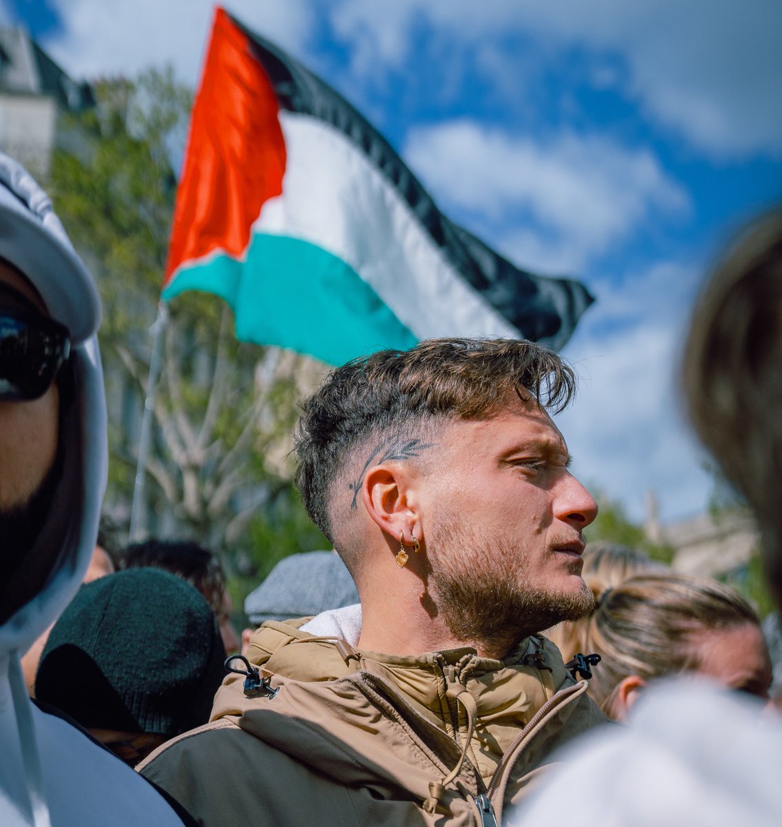 Quelle fierté de voir entrer à l’Assemblée nationale le grand militant antifasciste <a href="/ArnaultRaphael/">Raphaël Arnault</a>…

Et d’imaginer les larmes des fachos ❤️‍🔥

#VictoireNFP #ElectionsLegislatives2024