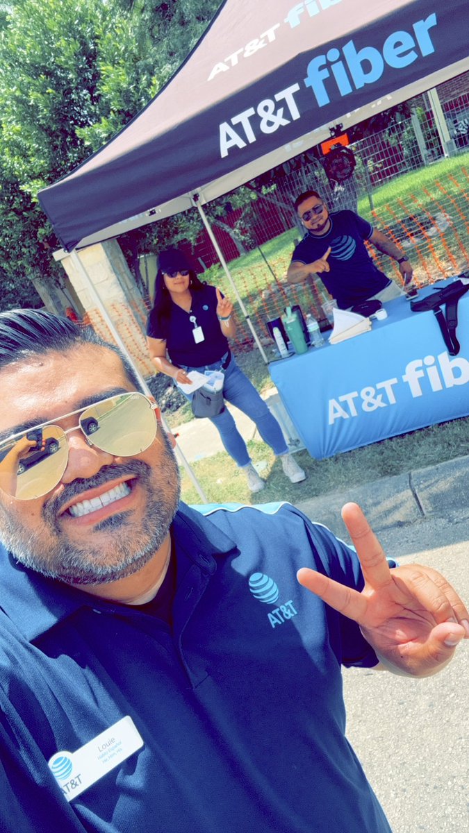 #SundayFunday we are out her again spreading the word about FIBER.