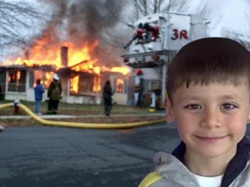 kim scissorhands (@sizirhendz) on Twitter photo 