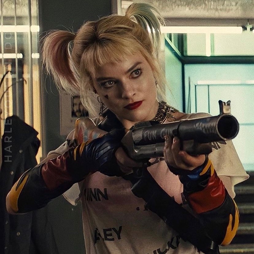 MOTHER 🩷💙

Birds of Prey 2020