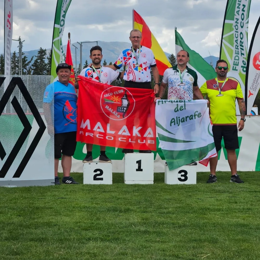 Arco Club Malaka tweet media