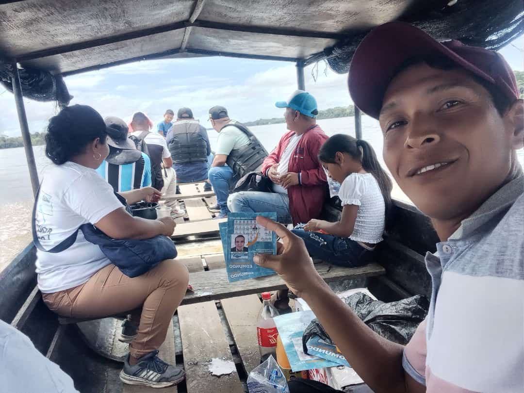 Nuestro Presidente de Atabapo llevando el mensaje del cambio con Edmundo González, estamos haciendo el trabajo. #TodosConEdmundo@
<a href="/ActivismoPJ/">Activismo PJ</a> <a href="/TomasGuanipa/">Tomás Guanipa</a>