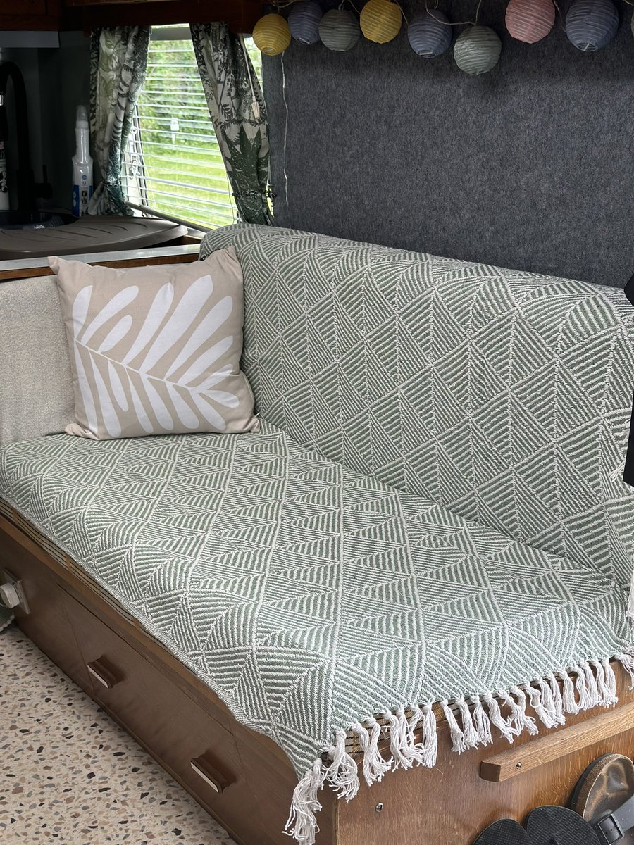 NotAnotherWhiteBox tweet media