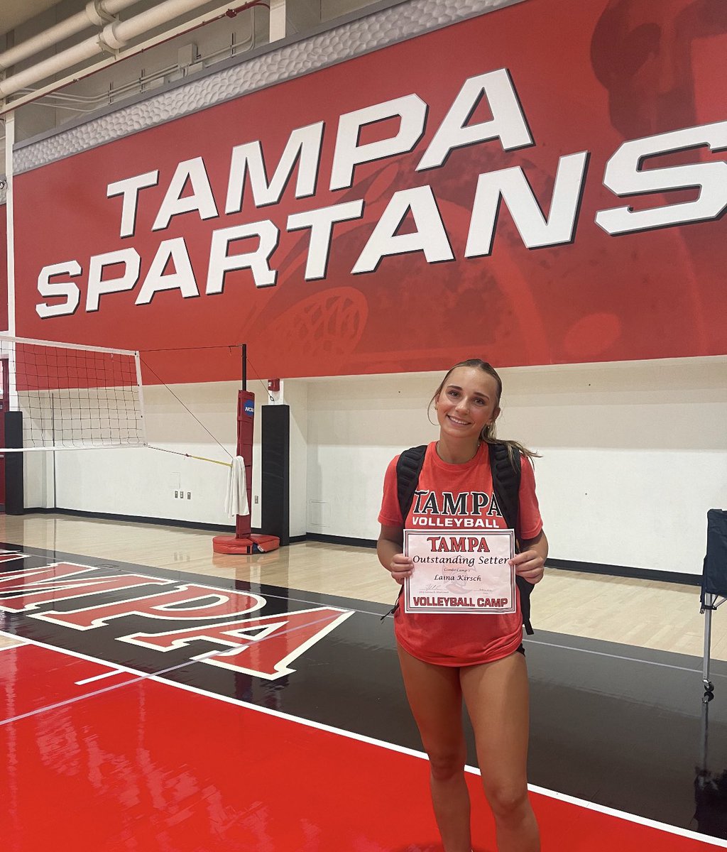 This past week I had a great time training at the @tampa_vb camps! 
A huge thank you to the coaches for selecting me as the Outstanding Setter! I am excited to go back next year! #setter #classof2027 #utampavb #clubvolleyball #volleyball