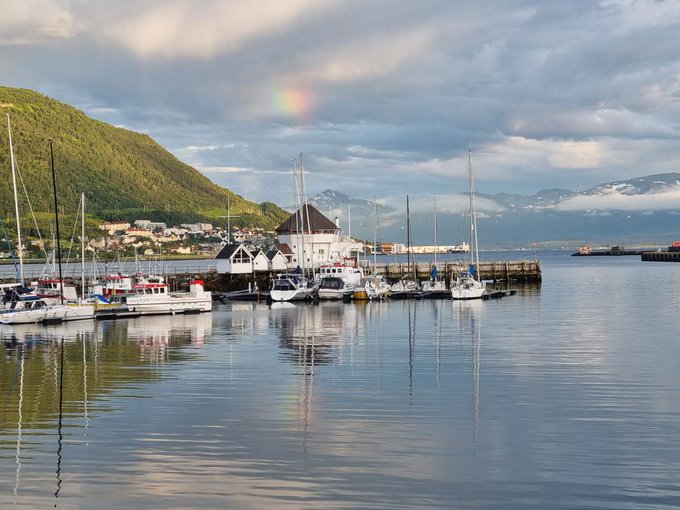 #naturaleza #SelfieDay3 #naturallighting https://t.co/M7uMQW1mTG<a href="/tag/naturaleza"class="tags">#naturaleza</a><a href="/tag/selfieday3"class="tags">#SelfieDay3</a><a href="/tag/naturallighting"class="tags">#naturallighting</a>