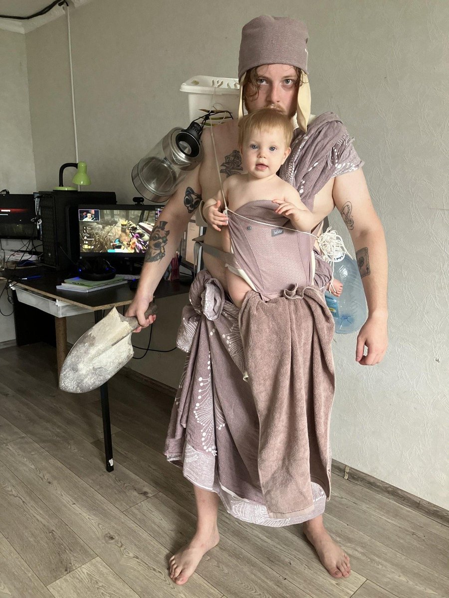 AnglerFishart13's tweet image. Parenting goals