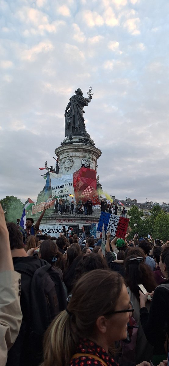La France est tissu de migrations

Place de la Republique, oggi.

#NouveauFrontPopulaire