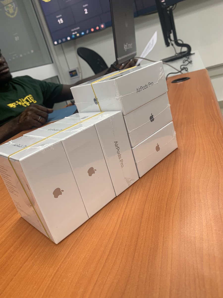 Minowking tweet media