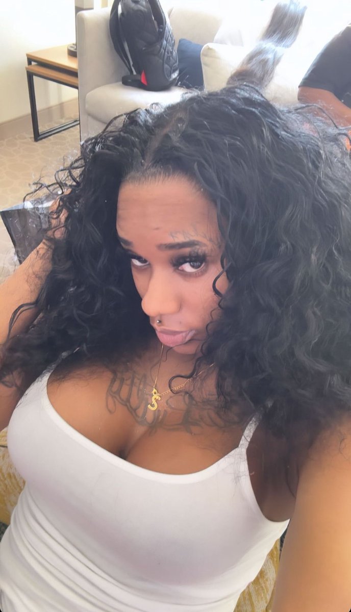 SexyyRed314_'s tweet image. 