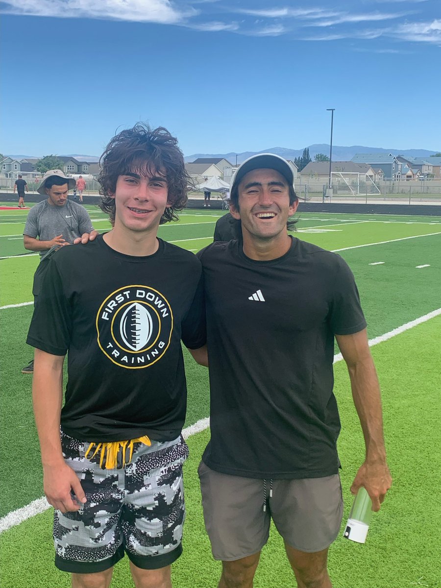 Thankful for coach grant and the rest of the coaches at First Down Training for an amazing camp experience and helping me on my skills for this upcoming fall. #football #washougalfb