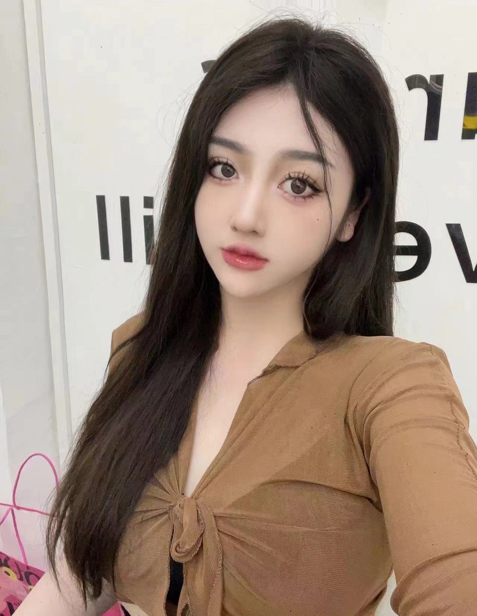哇塞，表姐群里新来的这个成都的小母狗真漂亮呀，表姐已视频通话露脸验证！100%真实！颜值身材都在线！私信表姐入圈进群就可以认识全国各地的小母狗，参加表姐的各种线上、 线下活动、福利多多！😍 https://t.co/SzTyzuBbwV