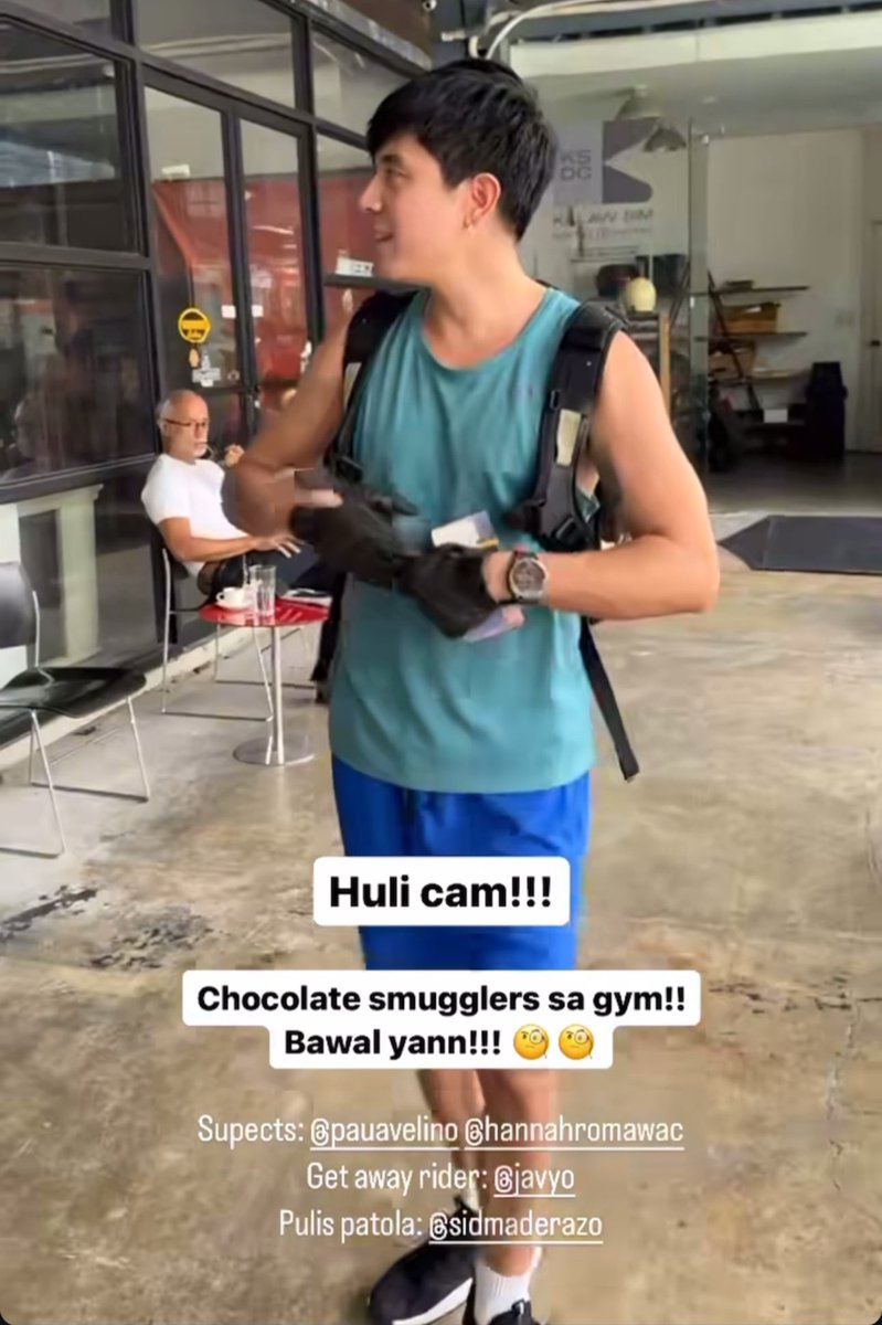 He literally looks like a kid na nawawala sa mall 🤣 ang cute mo paulo 🥰