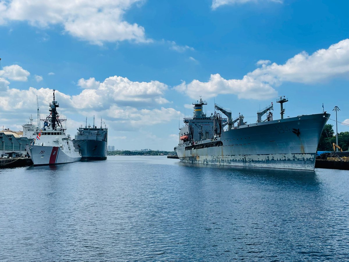 British Defence Singapore Support Unit (@bdssu_uk) on Twitter photo BDSSU has supported US Coast Guard Cutter Waesche for the first time, increasing interoperability in the Indo Pacific. <a href="/DefenceHQ/">Ministry of Defence ๐ฌ๐ง</a> <a href="/UKStratCom/">Strategic Command</a> <a href="/RoyalNavy/">Royal Navy</a> <a href="/UKinSingapore/">UK in Singapore ๐ฌ๐ง</a> BDSSU has supported US Coast Guard Cutter Waesche for the first time, increasing interoperability in the Indo Pacific. <a href="/DefenceHQ/">Ministry of Defence ๐ฌ๐ง</a> <a href="/UKStratCom/">Strategic Command</a> <a href="/RoyalNavy/">Royal Navy</a> <a href="/UKinSingapore/">UK in Singapore ๐ฌ๐ง</a>