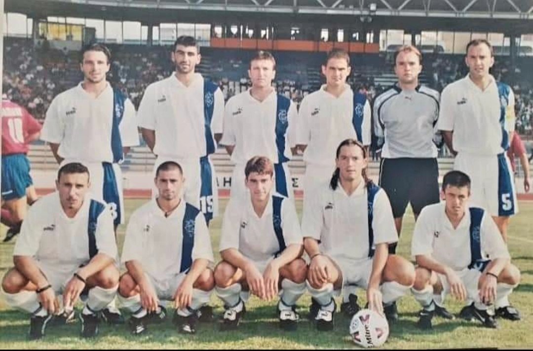 ClaudionCampos's tweet photo. Για να τιμήσουμε τις ημερομηνίες, τους ανθρώπους που έχτισαν από τα όνειρά τους ένα πάθος, για να τιμήσουμε τις κραυγές και τις αγκαλιές των χαρών και των λύπες που μόνο ενώνουν τις γενιές
Σήμερα τιμούμε τη γέννηση της @PASGianninaFC 
Σήμερα τιμούμε 58 χρόνια
Feliz Aniversario! https://t.co/P5OnM6DwI1