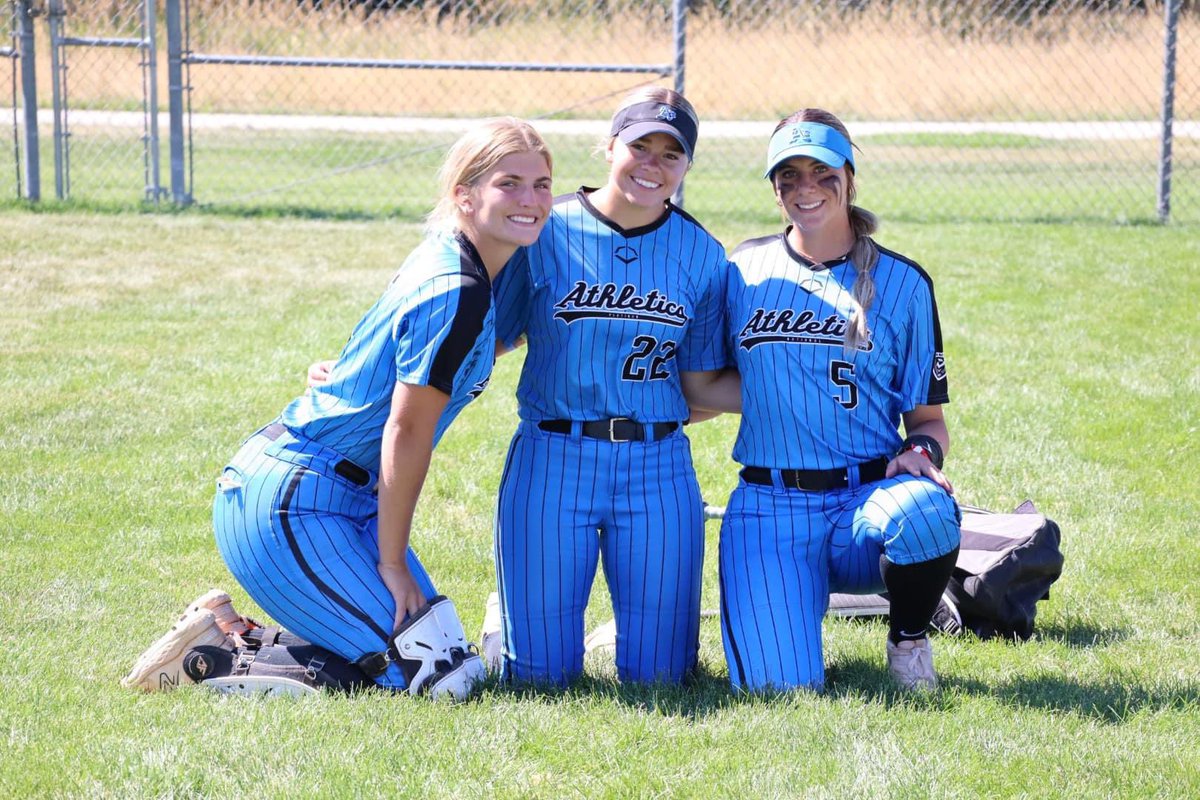 Had a great time in the Colorado Sparkler. Thank you to the coaches for spending their 4th at the ballpark!! Can't wait to finish the season in Indiana in 2 weeks!!💙💙

-.438 AVG • 7 RBI • 1HR • 2 BB