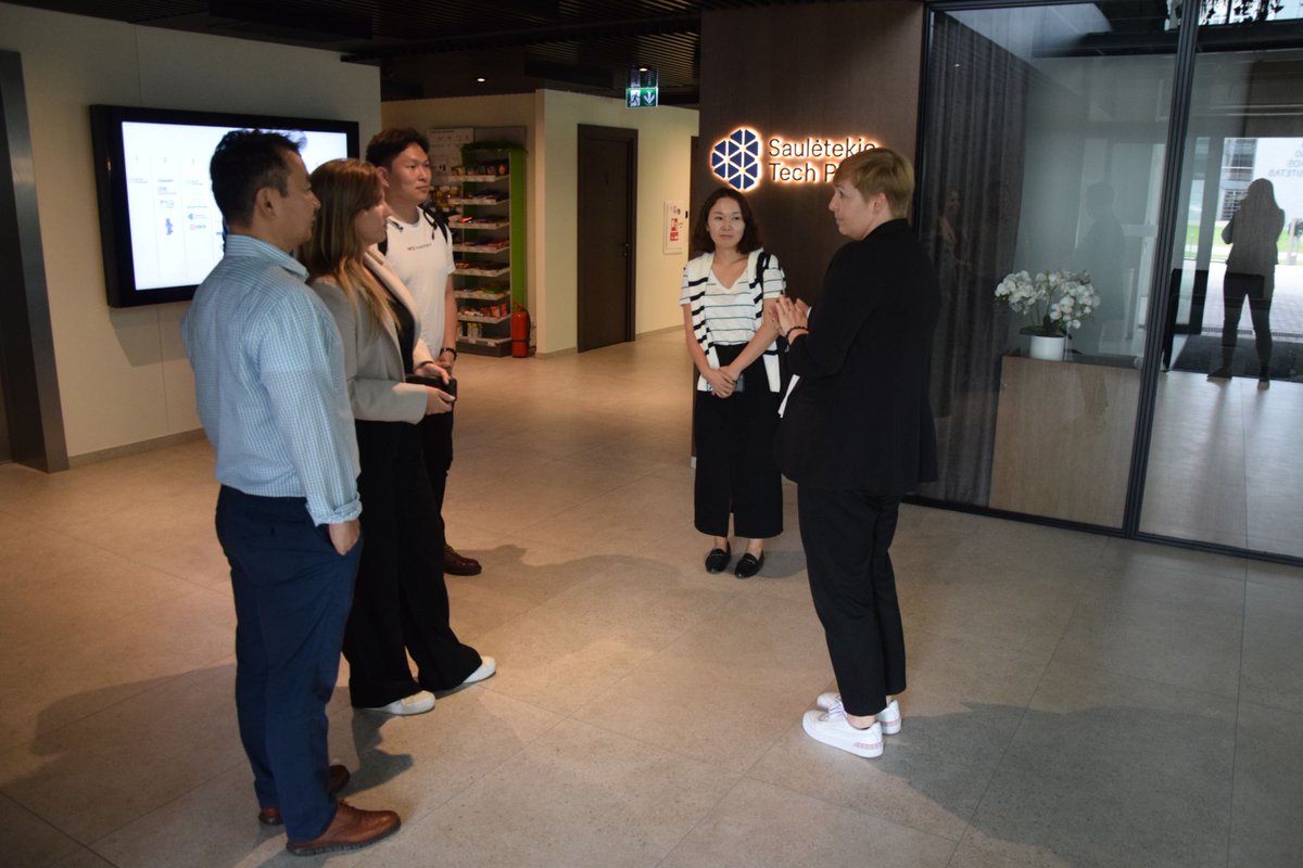MStarsHub's tweet photo. 🌟 Highlights from Visit to @sunrisevalley by MStars Hub✨ Thank you for organizing this insightful visit and sharing the key developments and success stories of the Lithuanian startup ecosystem. 🚀 👏 https://t.co/GZSISXDX35