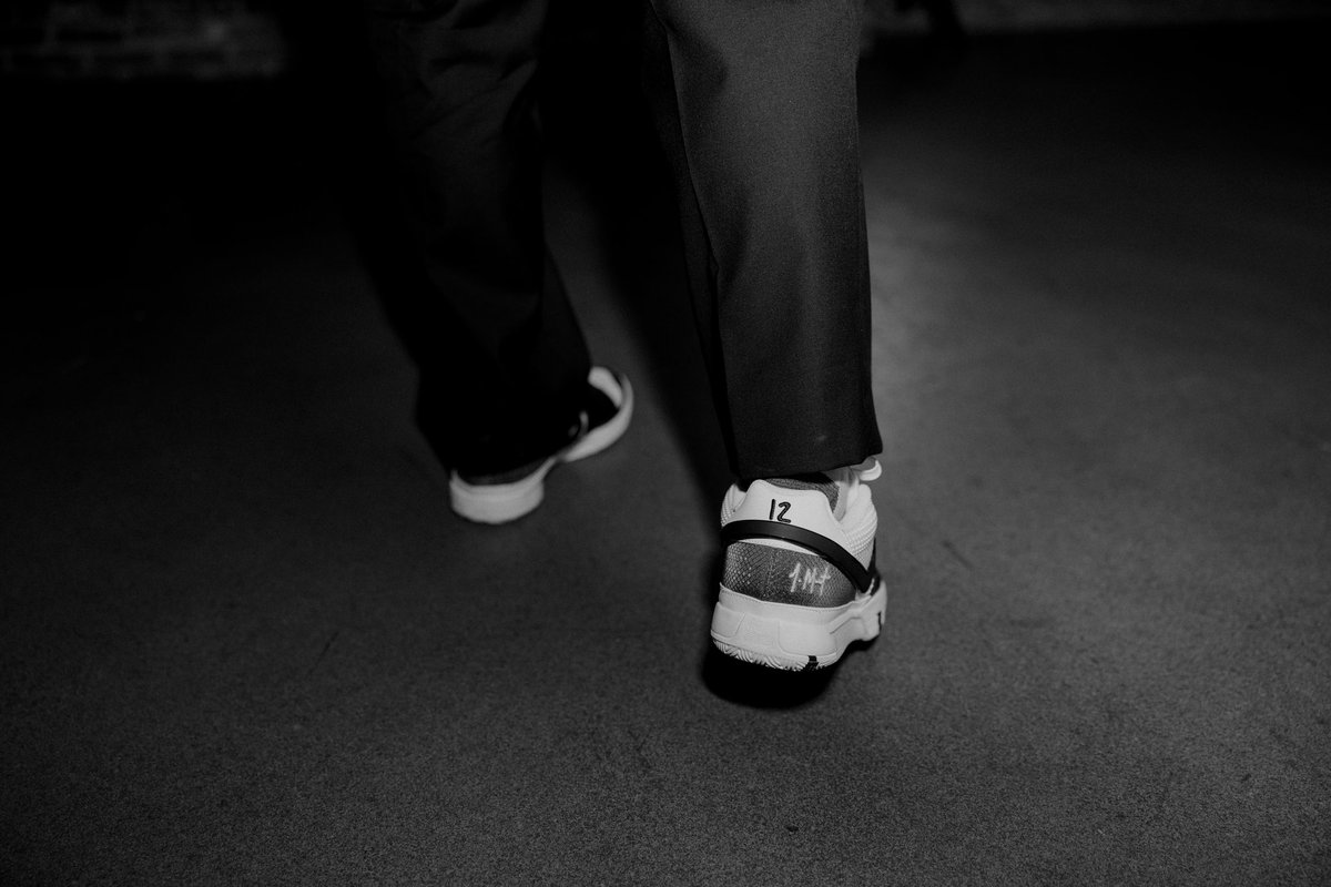 AlexLangford15's tweet image. Broke out the new Ja 1’s to kick off our marriage! Thanks @JaMorant @memgrizz 🐻🐻🐻