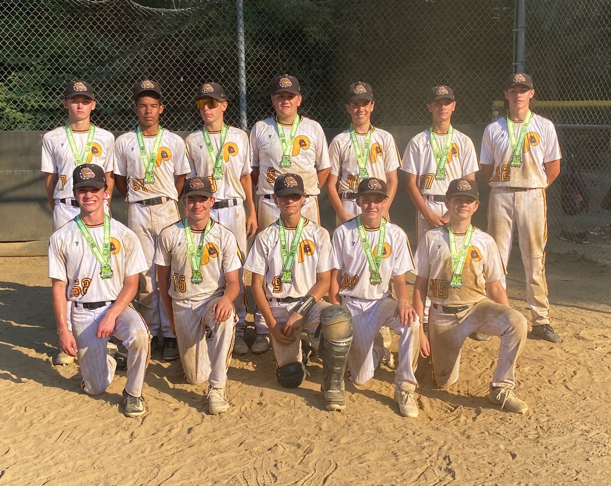 Congrats to 14White on a good run today finishing up as runner up in the AC Red, White and Diamond Tournament!
🇺🇸💪
#dawgsfamily #speakspoke
#areyounext