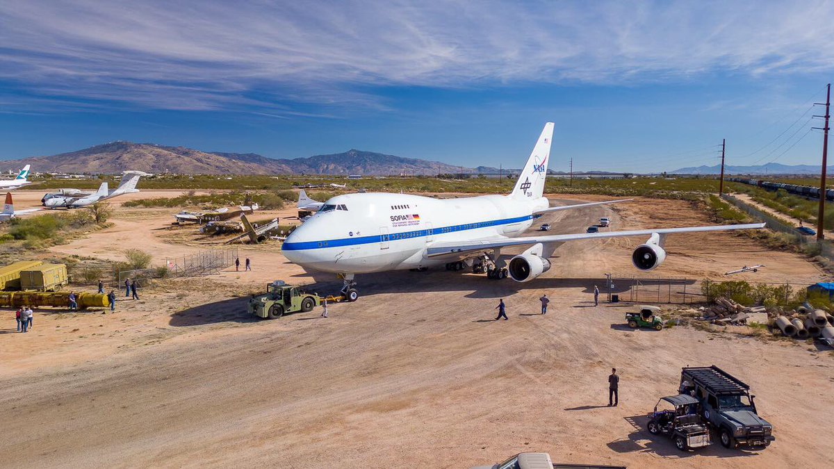 Boneyardsafari's tweet photo. It’s #sofiasunday and we take a look back to January of 2023 when NASA SOFIA N747NA SOFIA Stratospheric Observatory for Infrared Astronomy arrived @pimaair #nasa #nasasofia #sofiatelescope #747sp #boeing #pimaairandspacemuseum #aviationsafari #aviationpreservation #boneyardsafari https://t.co/gWlYo9VA1n
