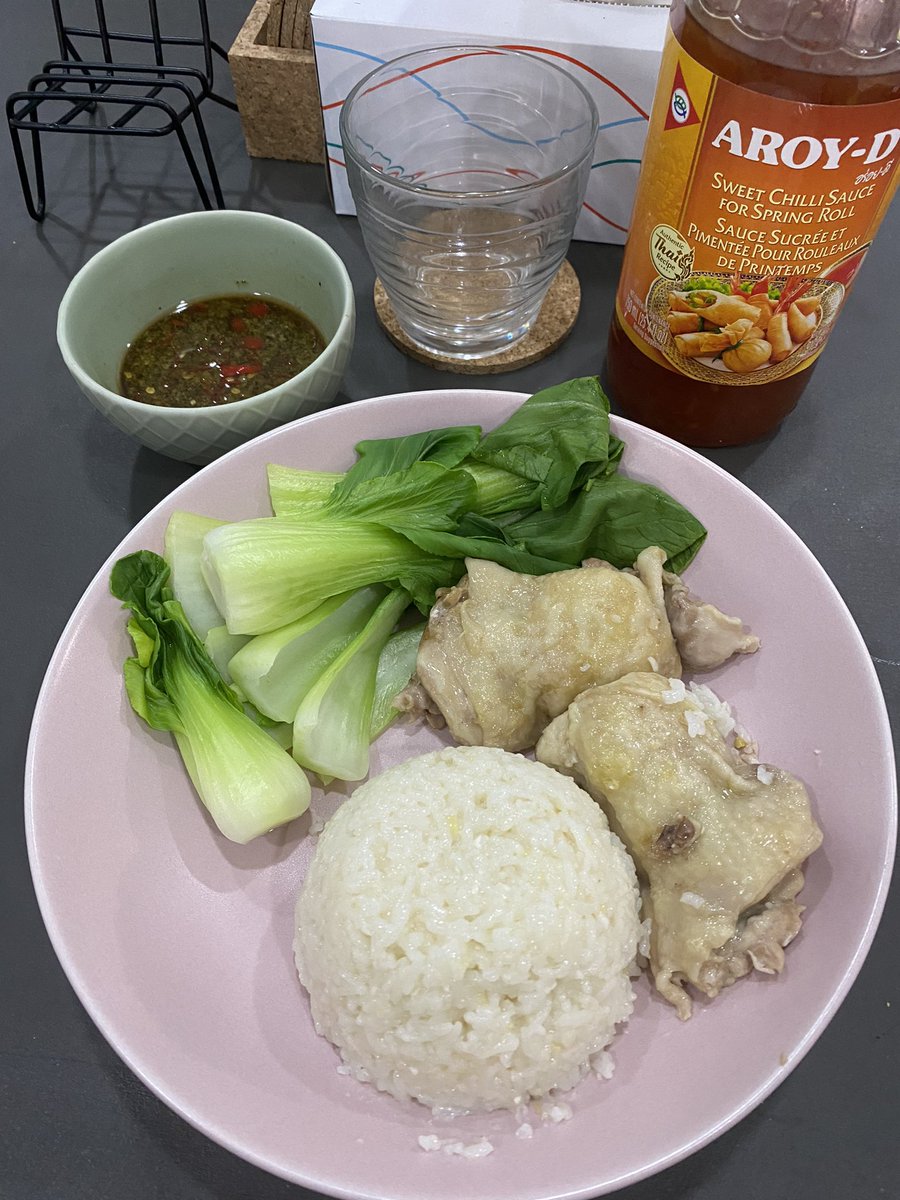 thewootwoot's tweet photo. Second time cooking Hainanese chicken rice, boneless chicken thigh and all! Tried to create the kicap condiment but it did not work as well as I’d like.

#DapoqFeminist https://t.co/p4MFMg8yVY