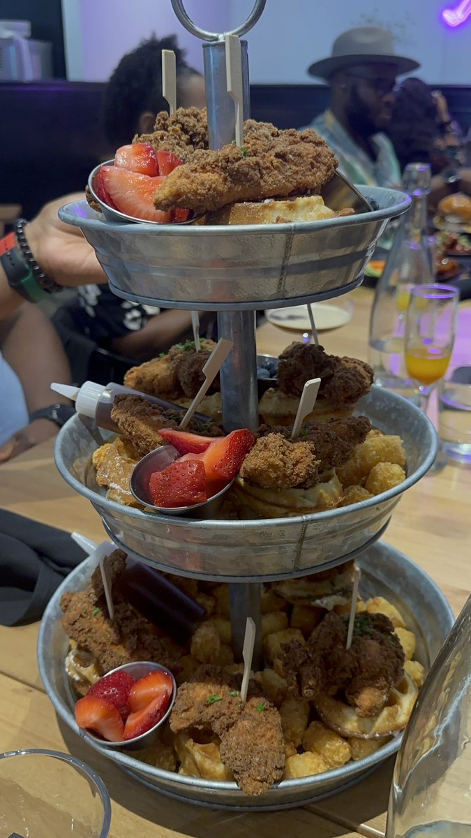 itsAlexxJordann's tweet photo. I got everything I wanted today, thank you everyone for all the love, Iโm going to sleep now lol
#TheGreatBirthday #MagicYear 3๏ธโฃ2๏ธโฃ https://t.co/bBqJgkE7fz