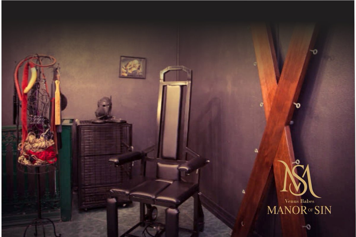 Manor_Of_Sin's tweet photo. The "Manor of Sin" offers all sorts of naughty corners. Specifically built to cater for your kinks.
Ph 9580 - 5456 to make an enquiry. @venus_babes 
https://t.co/xBxpclN5qx
#venusbabes #brothel #manorofsin https://t.co/OumtzaOdGK
