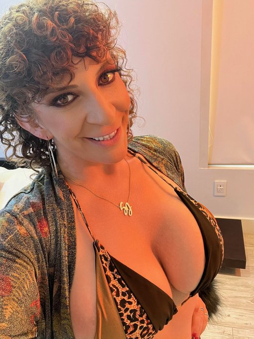 Are you on @telegram? I am! 😏 Keep up with me 👇 https://t.co/U58sNhDEsz https://t.co/Vbtkr3U0DU<a class="tags" href="/tag/telegram">@telegram</a><a href="/tag/socialmedia"class="tags"><span>#socialmedia</span></a>