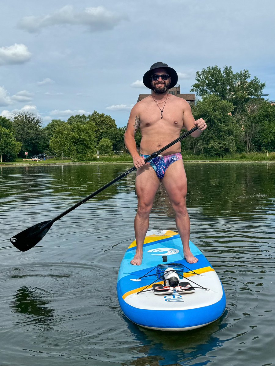 ASpidersWueb's tweet photo. I needed a good paddling 😏 https://t.co/VKdlBswakz