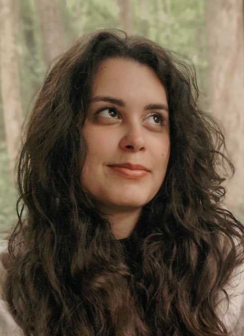 omersarae's tweet photo. Hi, #WritingCommmunity! It’s intro time:

My debut adult fantasy THE GRYPHON KING is coming next summer from @TitanBooks. I love historical cookbooks (ask me about my favorites), biking, and fixating on fictional characters who meet tragic ends. https://t.co/k2xi1wppF4