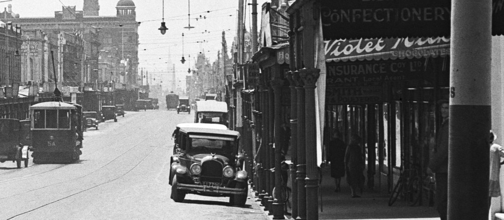 PRO_Vic's tweet photo. This #SuburbsofMelbourne Monday we're zooming in on #ChapelStreet, #Windsor c1920s-39: https://t.co/kZoLOXyllu https://t.co/T987bfaHwj