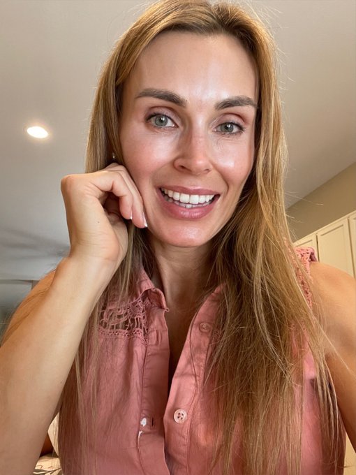 Want a personalized (SFW) shoutout from me? 📣 Join my @bookcameo club and let me send you a special message<a href="/tag/tanyatateshoutout"class="tags"><span>#tanyatateshoutout</span></a>