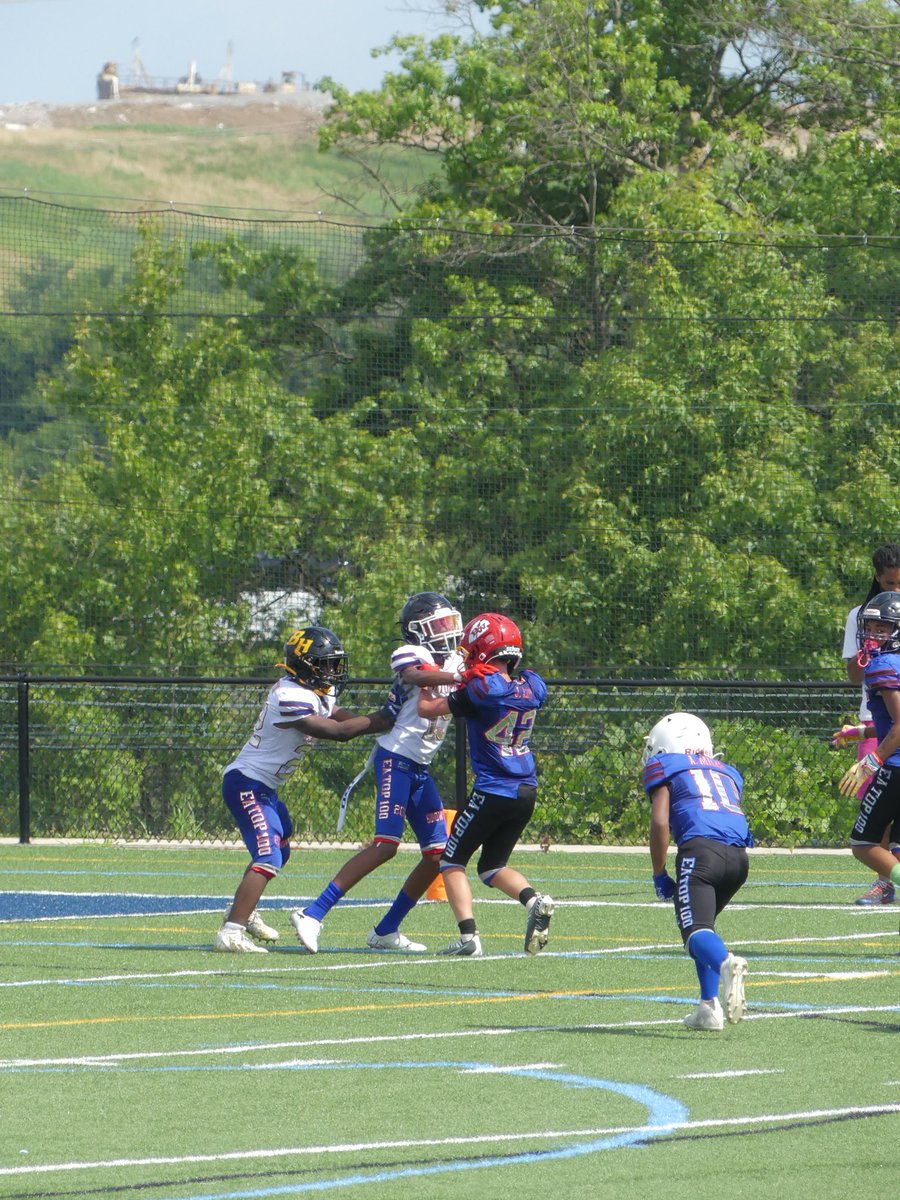 jjtloy11's tweet photo. Remember the name… you’ll see it one day. Another all-star game… #EATOP100 #workhardplayharder #top #reciever #football #loy #linebacker #FootballFans #twenty30 @302Elite https://t.co/OKBk3pqTi3
