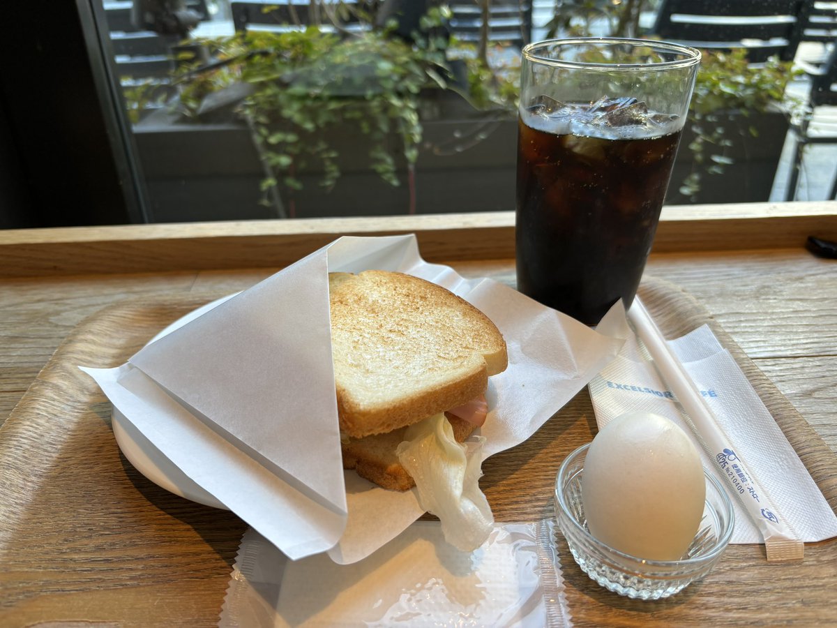 wood_minimal's tweet photo. 今日も朝活始めていく〜②
用事が終わったのでカフェレクセルさんへ😆
おしゃれに過ごしていく😆
#朝活
#カフェレクセル
#CAFELEXCEL https://t.co/Hu79M3xleR