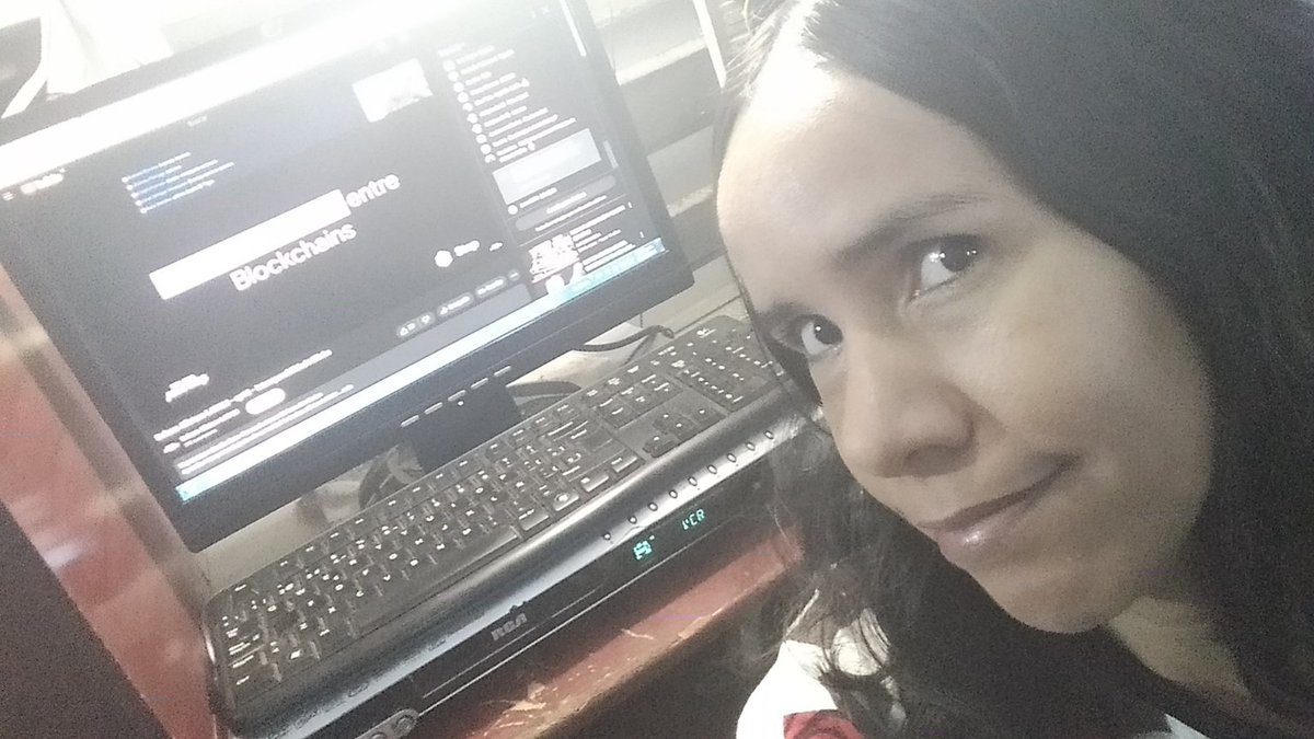 CrypTravels's tweet photo. ¿Y qué estoy haciendo ahorita? 🤔
Aprendiendo con el #AllstarsLive sobre el tema de interoperabilidad e incluso la nueva noticia acerca de Blinks donde la Blockchain @Solana entra en comunicación con la Web2. Descubre más por la cuenta oficial de @allstarslatam. https://t.co/18d3BWY8Ce