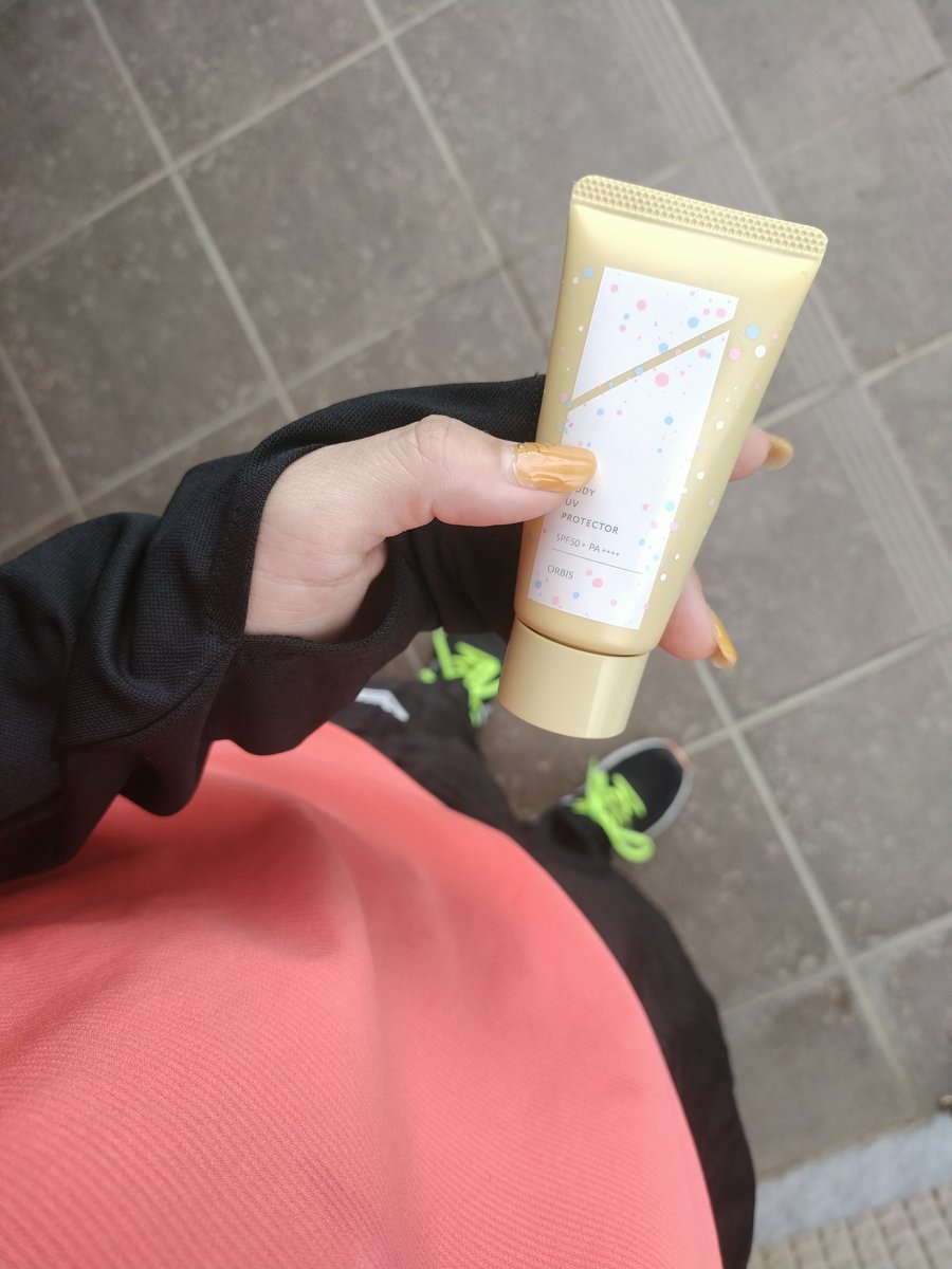 ColorSalonF1's tweet photo. 日焼け止めをたっぷり塗って朝のランニングしてきました！新紙幣発行で盛り上がりを見せている深谷市に住んでいる私。いつもは素通りだけど…ランニングコース沿いにある看板を撮ってみました♪深谷市民を意識する。#深谷市　#深谷市民　#新紙幣　#一万円札　#渋沢栄一　#久々のランニング　#5キロ https://t.co/TFaYoHltfA