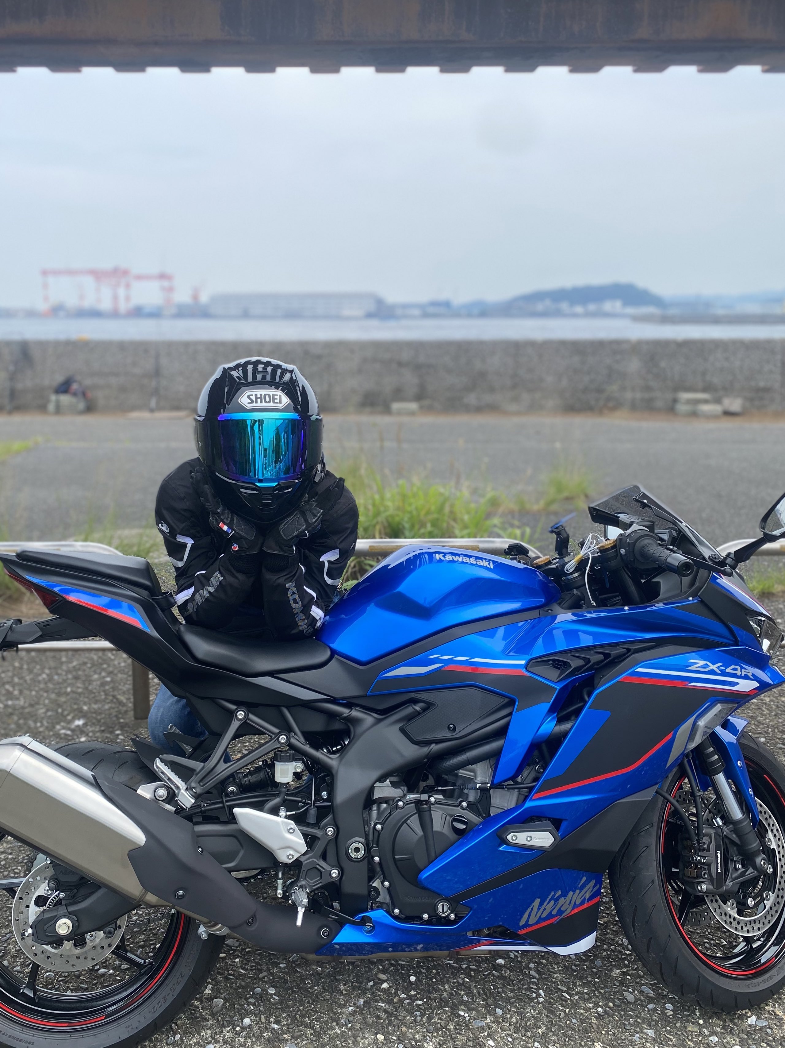 ． Kawasaki Ninja ZX-4R price in Kharagpur - July 2025 on road