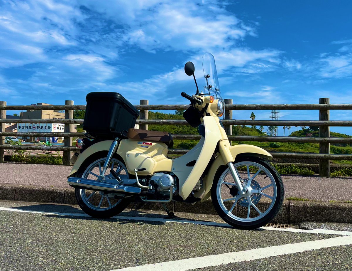 tsuna_can's tweet photo. いろいろ乗ってます。
乗り手の脂も乗ってます。
主に神奈川県の湘南地区に出没します。
美味しいものを求めてツーリングしましょう🤘
無言フォローはご自由に。ブロ解・ミュートもご自由に(笑)
🚙SUBARU WRX S4
🛵HONDA Super Cub 110
🚲TREK Émonda ALR 5 Disc
#WRXS4
#supercub
#Émonda https://t.co/Zn94Nytd1X