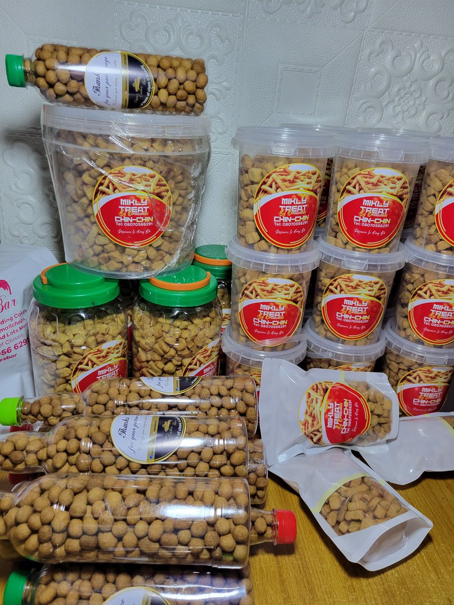 omarcakesbar's tweet photo. #omarcakesbar #cakesinawka #viral #anambravendor #anambrabusinessvendor  #chinchin #anambra https://t.co/1o2vKvilim