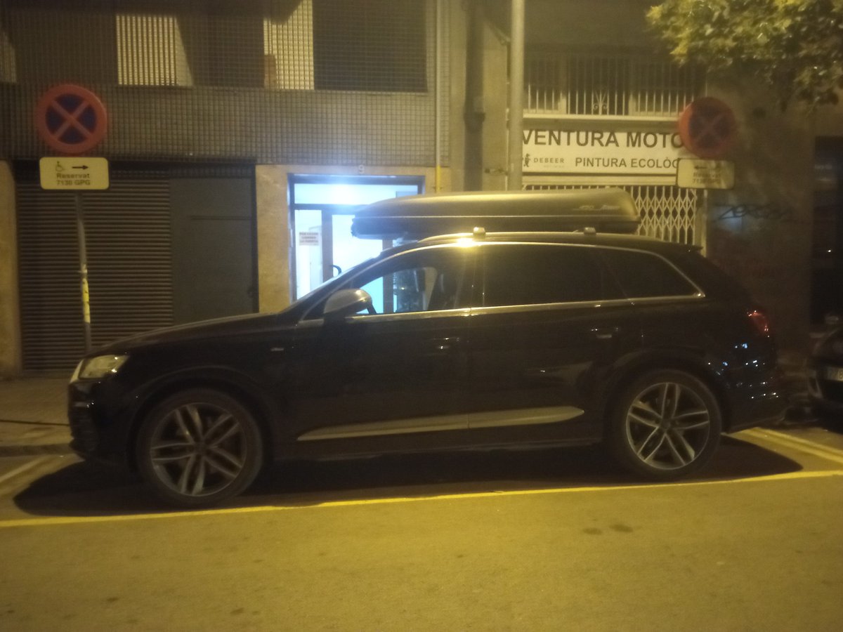 Ramón López (@ralohi) on Twitter photo Hola <a href="/LHAjuntament/">Ajuntament de L'Hospitalet</a> Siento impotencia
23: 38 Vehículo aparcado en mi plaza reservada PMR una vez más. Solicito servicio de grúa. 00:42. Vuelvo a reclamar el servicio. Guardia urbana me comunica que no es posible retirar el vehículo por sus dimensiones. ⬇️ Hola <a href="/LHAjuntament/">Ajuntament de L'Hospitalet</a> Siento impotencia
23: 38 Vehículo aparcado en mi plaza reservada PMR una vez más. Solicito servicio de grúa. 00:42. Vuelvo a reclamar el servicio. Guardia urbana me comunica que no es posible retirar el vehículo por sus dimensiones. ⬇️