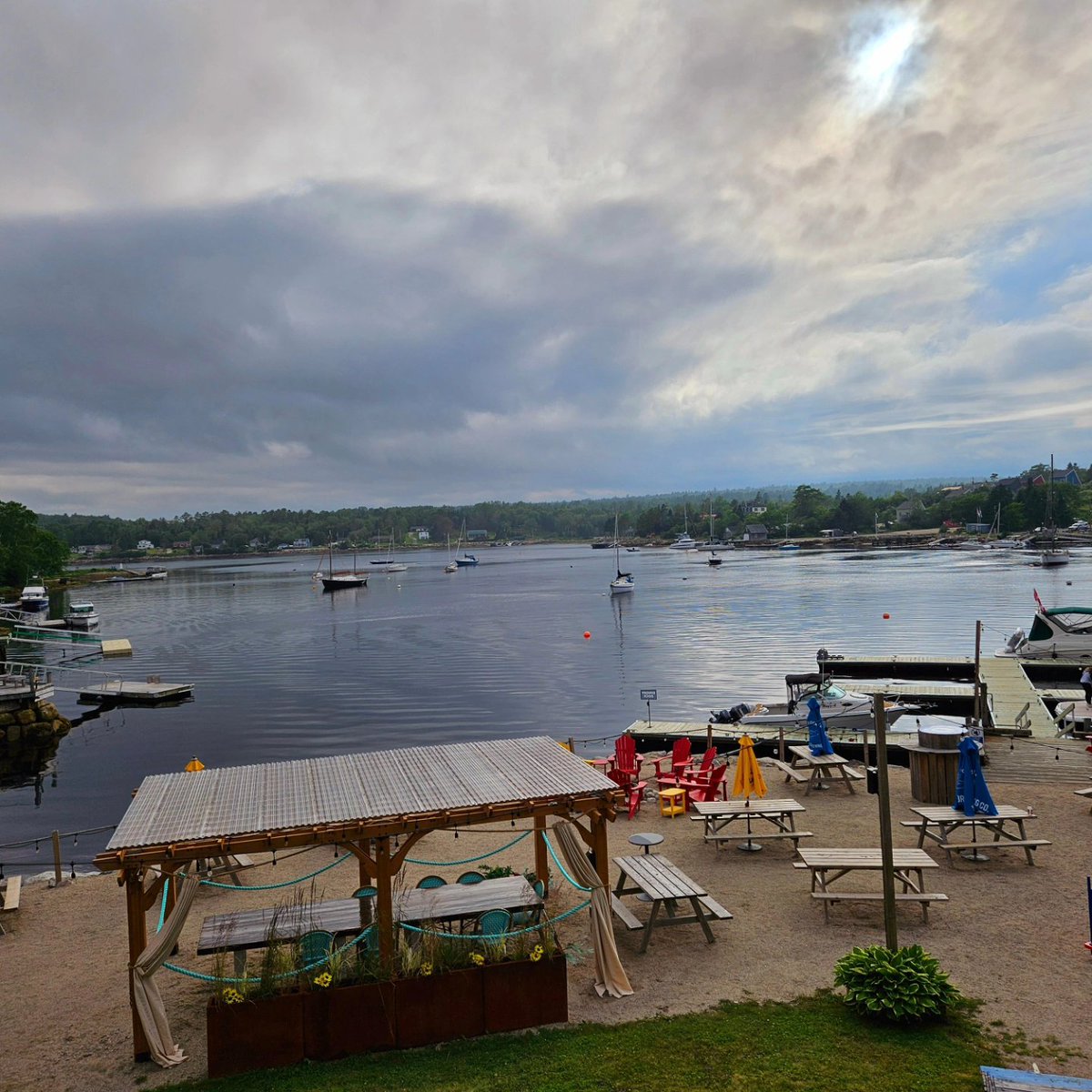 SherryCarmont's tweet photo. I love where I live! What a beautiful spot for happy hour with a friend! #TunaBlue #CanadasOceanPlayground #NovaScotia https://t.co/FGeFt7XRlY