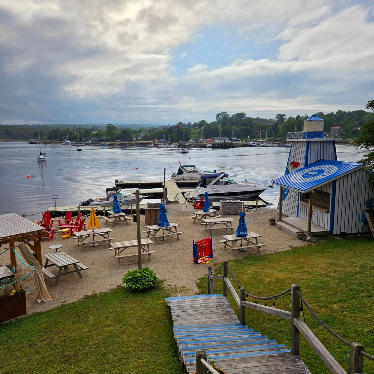 SherryCarmont's tweet photo. I love where I live! What a beautiful spot for happy hour with a friend! #TunaBlue #CanadasOceanPlayground #NovaScotia https://t.co/FGeFt7XRlY