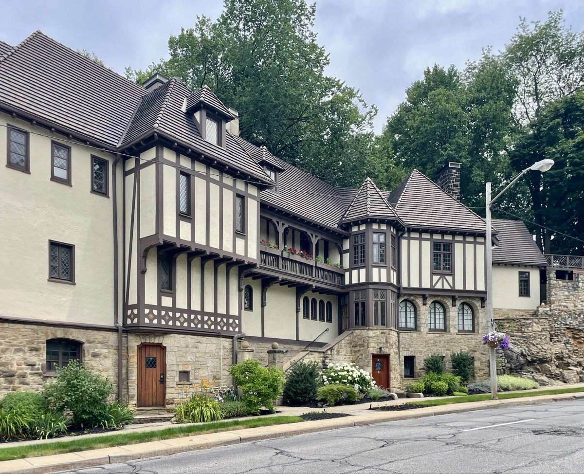 Midwest Modern tweet media