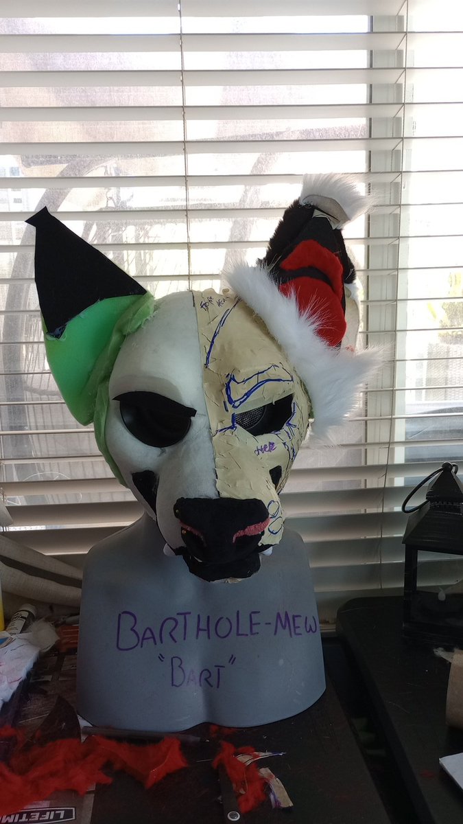 Drvgpuppyad's tweet photo. Mini assembly journey! 
#fursuiter #fursuitmaker #comissionwip https://t.co/Km4KmgJRo4