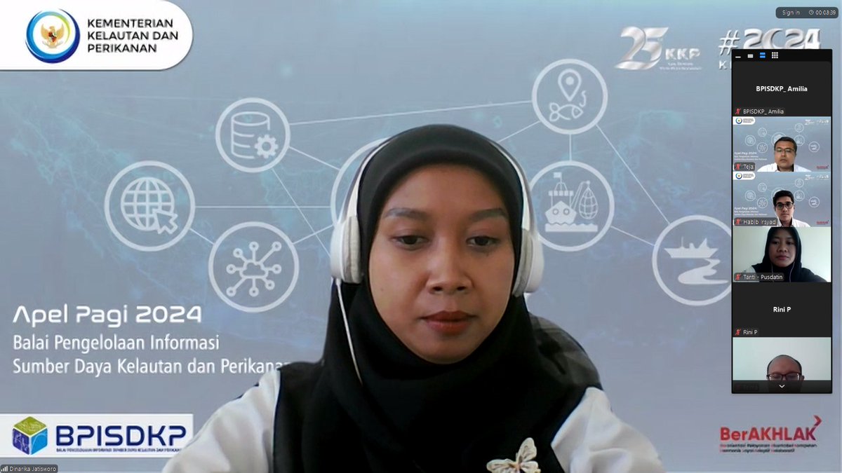 BPISDKP's tweet photo. Jembrana (8/7) Apel pagi secara virtual dilingkup BPISDKP. Semangat Senin!
#25TahunKKP #SailBeyondwithBlueEconomy #2024KKPBeyond #SaktiWahyuTrenggono #PusdatinKKP #BPISDKP #InFoMarFish #SpatialisSPecial https://t.co/CrVAubJXww